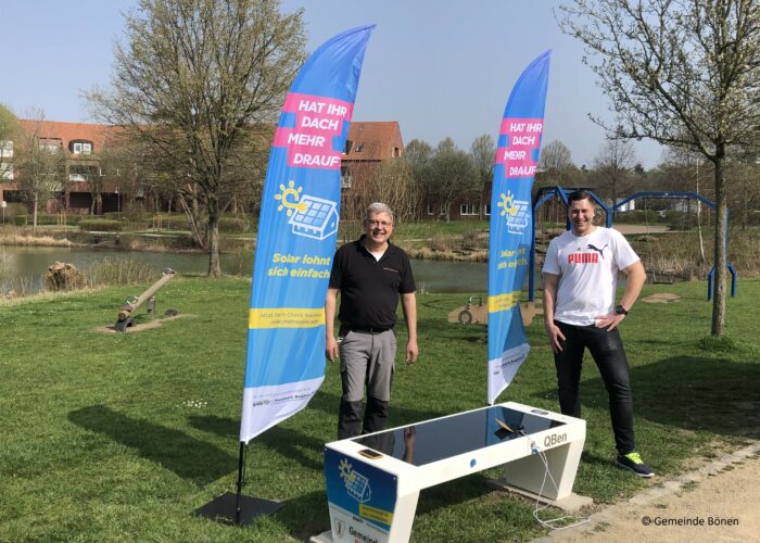 Zwei neue Solarbänke in der Metropole Ruhr